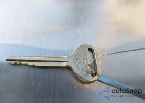 2009 Toyota Yaris z USA, uszkodzony, nr VIN JTDBT903591333283